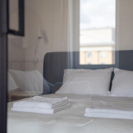 Designer Apartment In The Central ワルシャワ エクステリア 写真