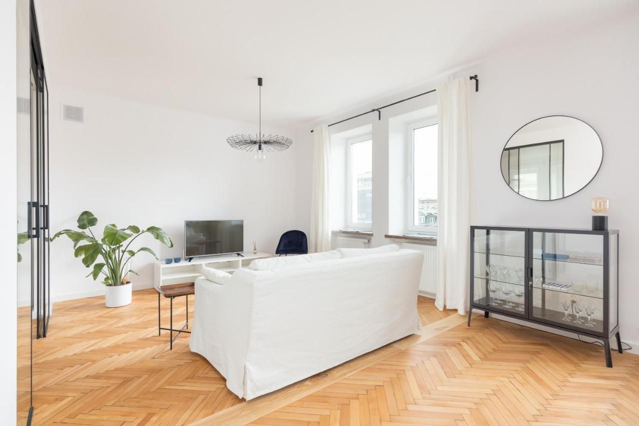 Designer Apartment In The Central ワルシャワ エクステリア 写真