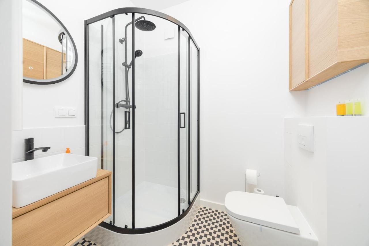 Designer Apartment In The Central ワルシャワ エクステリア 写真