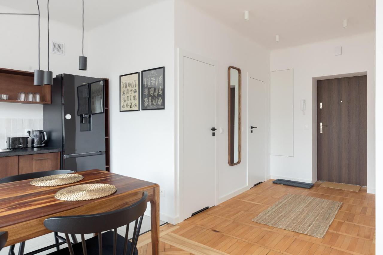 Designer Apartment In The Central ワルシャワ エクステリア 写真