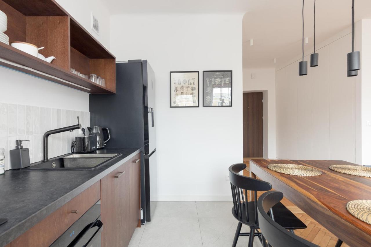 Designer Apartment In The Central ワルシャワ エクステリア 写真