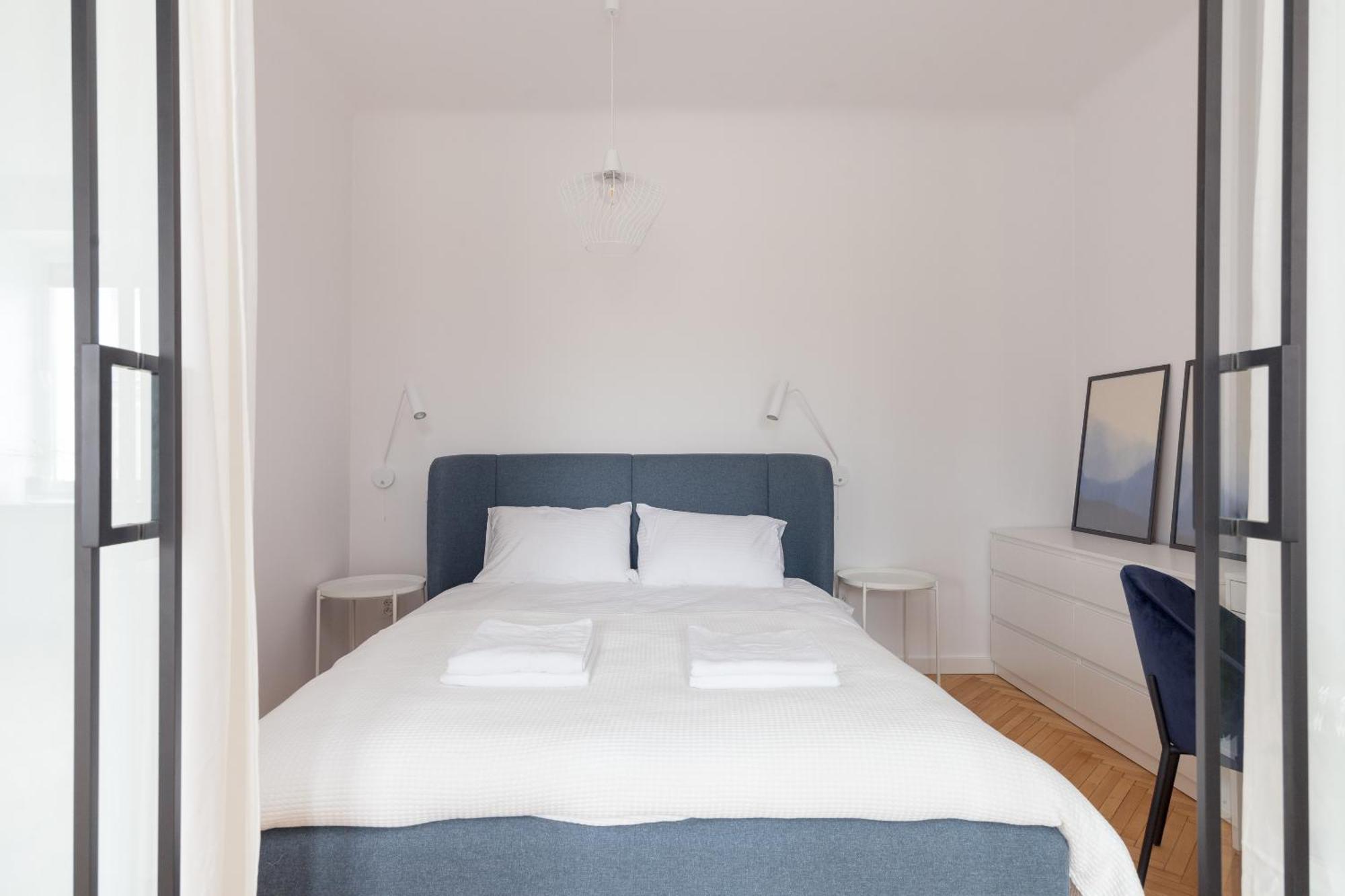Designer Apartment In The Central ワルシャワ エクステリア 写真